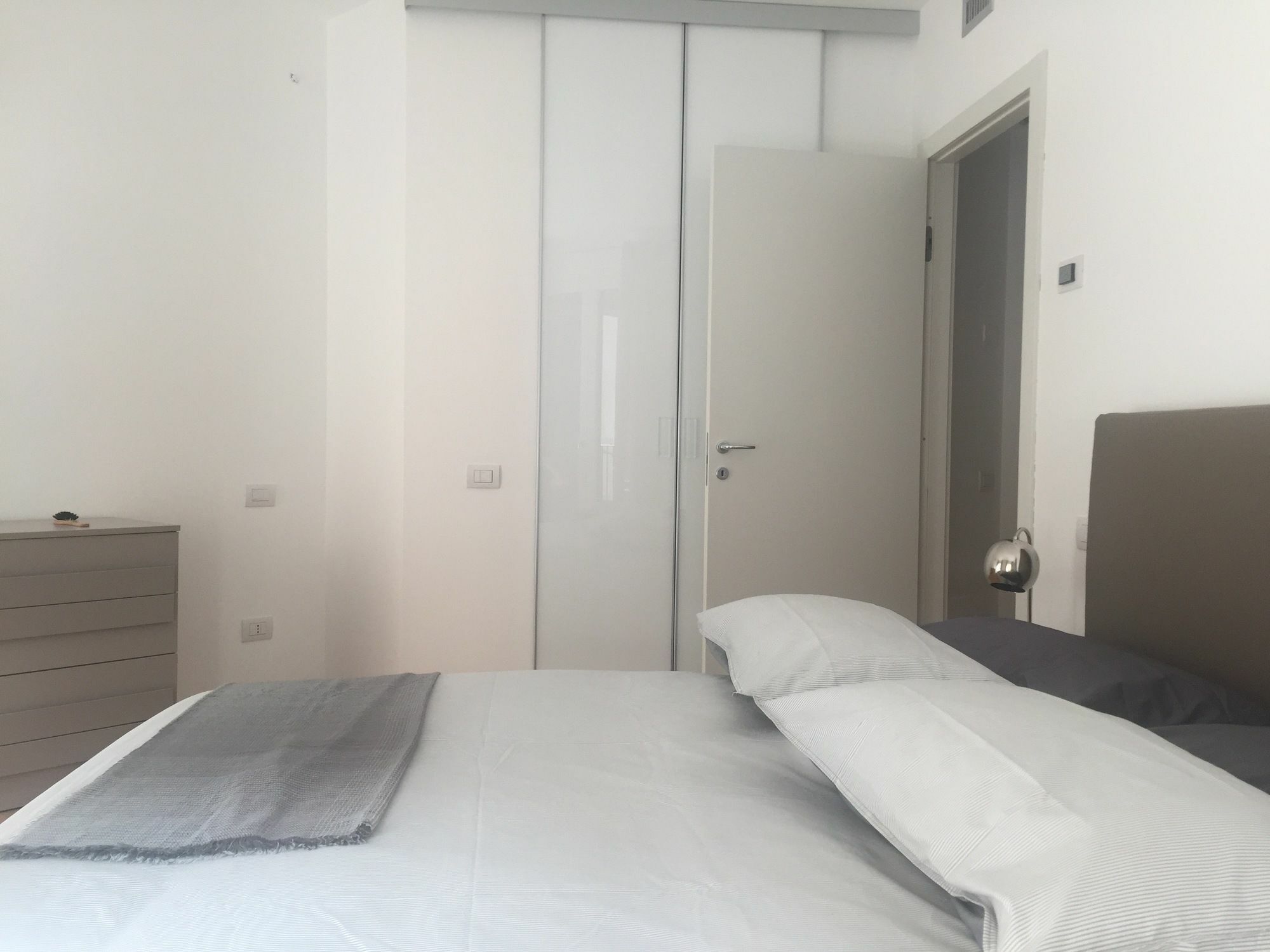 Joivy Sunny 1-Bed Flat With Balcony Apartment Milano Exterior foto